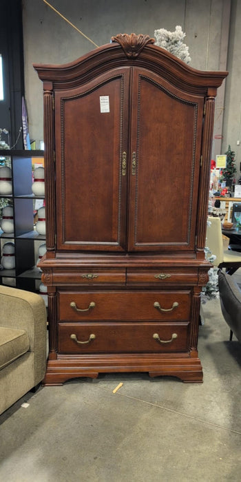 6 Drawer Armoire