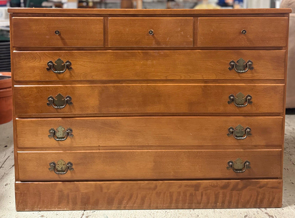 3-Drawer Wooden Dresser