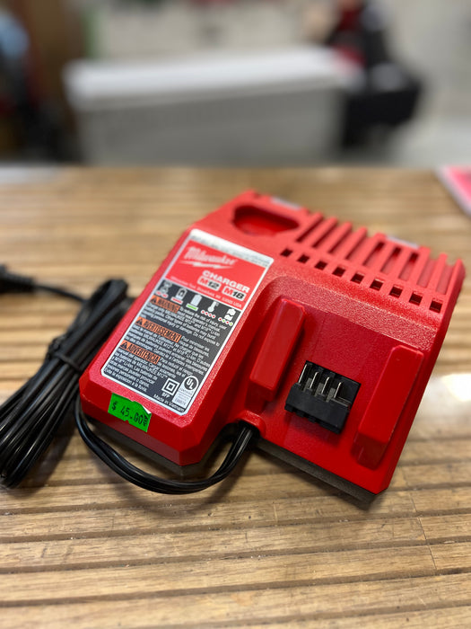 Milwaukee M12/M18 Dual Charger