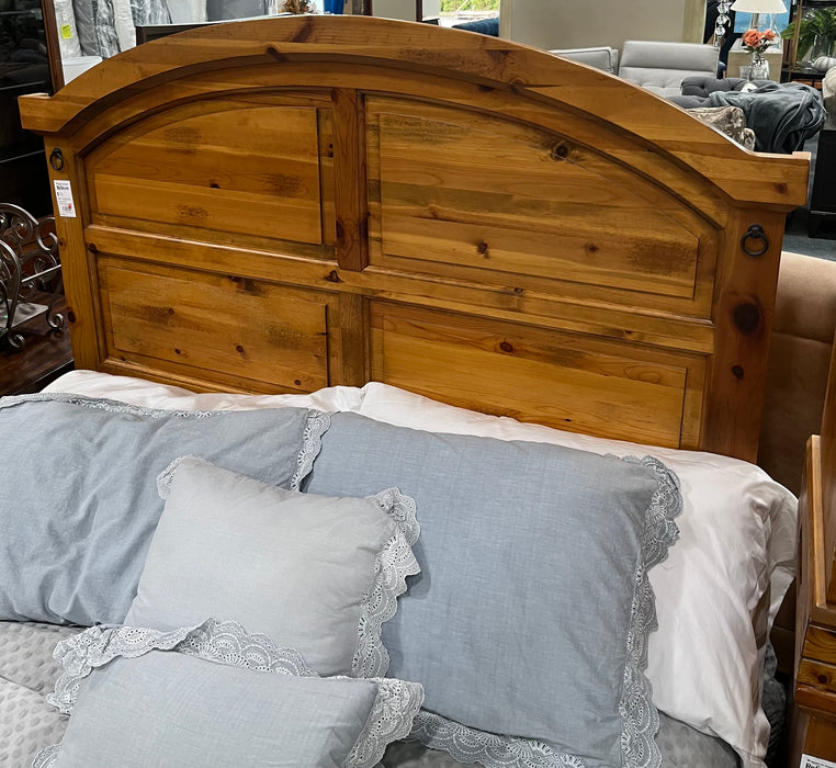 Rustic Queen Bed Frame