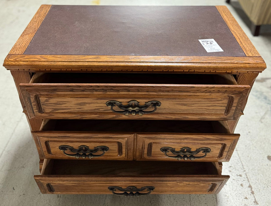 3-Drawer Small Dresser